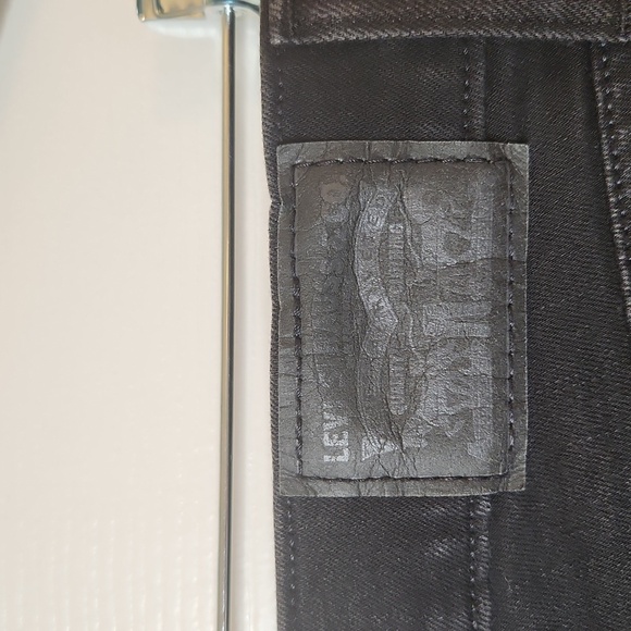 Levi's Women's 311 Shaping Skinny Black Jean Size 25 - Picture 8 of 10